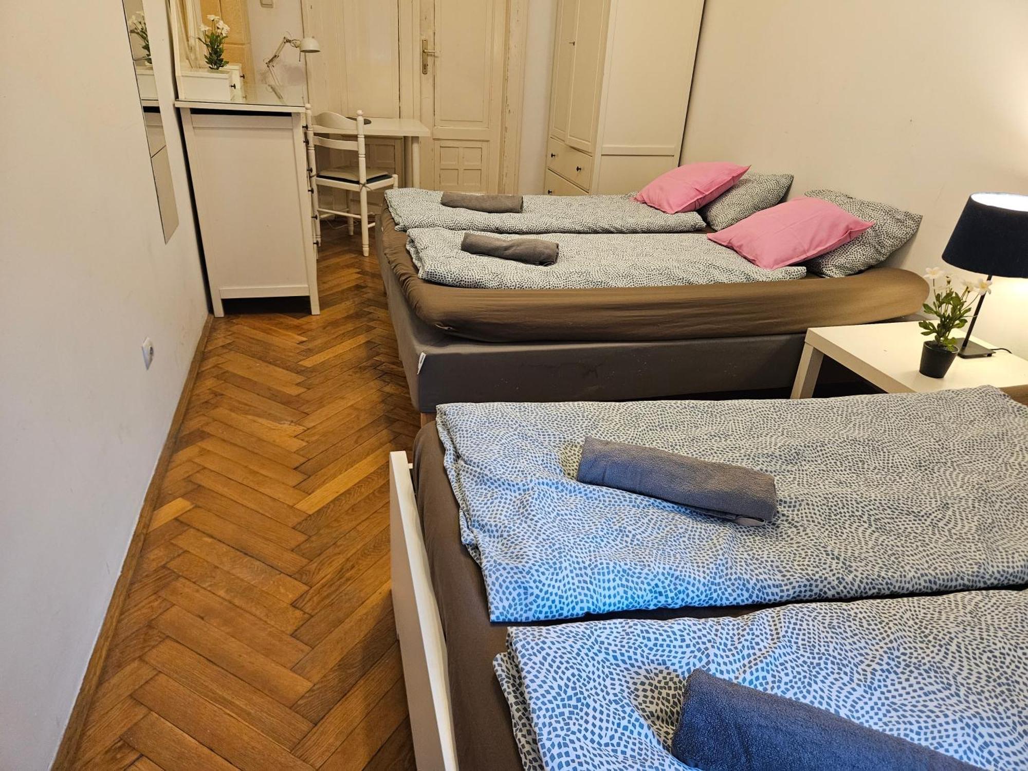 Lovely Riverside Rooms — Photos 2
